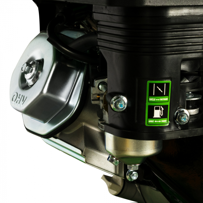 Tocator crengi Micul Fermier, motor benzina 18CP, diametru maxim de taiere Ø120mm, cu carlig de remorcare, pentru brichete [15]