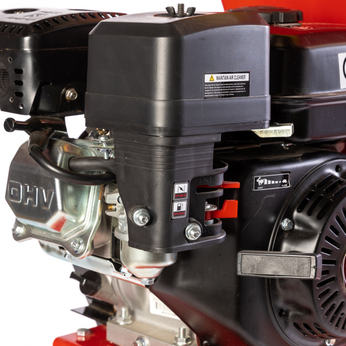 Tocator de crengi si tulpini Micul Fermier GF-0089, 6.5 Cp, diametru max. 76 mm [11]