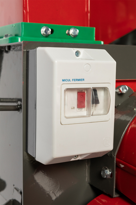 Tocator furaje cu turbina Micul Fermier 4024T fara motor, 1000 kg/h [3]