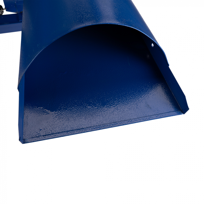 Tocator lucerna, fan, coceni Micul Fermier F-500 (siscornita), 4 kW, 20 ciocanele, 2 site, 300-400 kg/h [5]