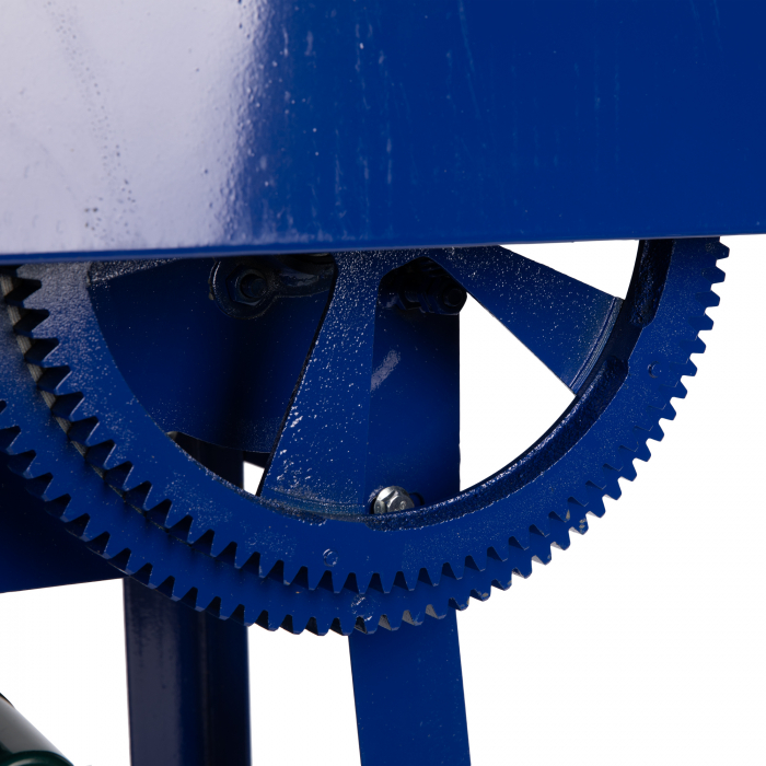 Tocator lucerna, tulpini de grau, porumb 9Z Micul Fermier GF-1336, 2.8 Kw, 400 Kg/h [5]