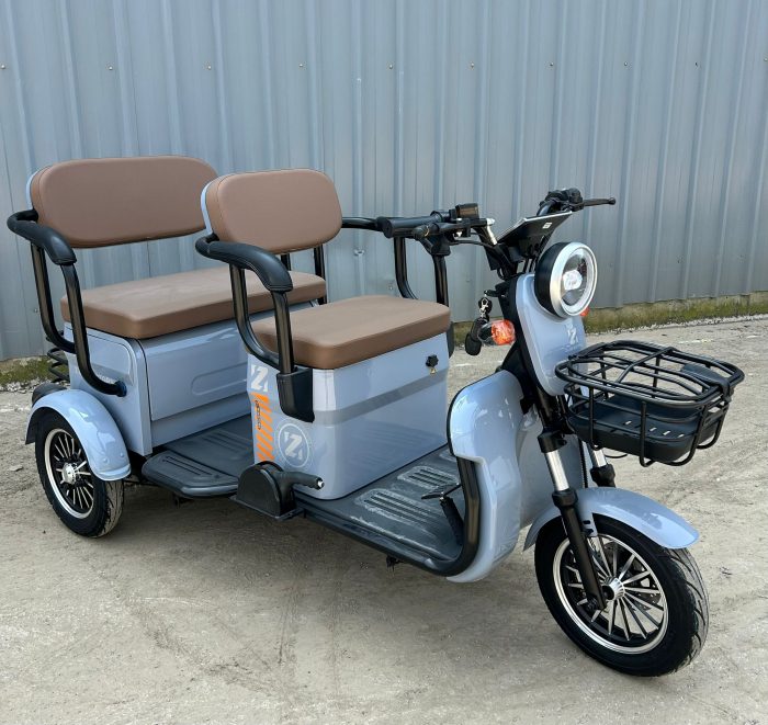 Tricicleta electrica V6 fara permis cu 2 locuri si spatiu mare de depozitare – Motor 1800W, Baterie 72V24Ah, Autonomie 60km [1]