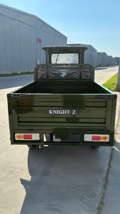Tricicleta Electrica Knight Z, Cabina cu Parbriz, Bena mare 160x105, Autonomie 70 km, Motor 1500W, 72V/58Ah, fara permis [4]