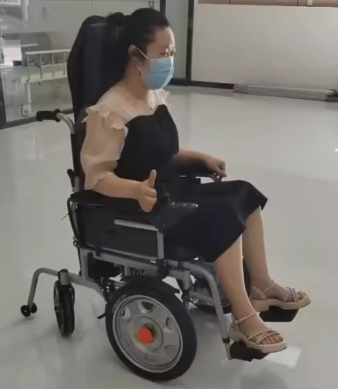 Scaun cu Rotile Electric Pliabil, Baterie 12Ah, Joystick Control, Autonomie 15–20 km, Model EK01 Negru [5]