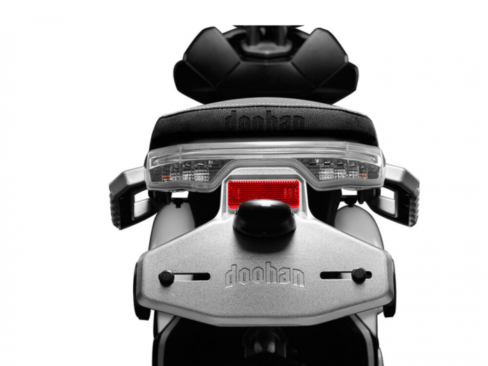 Tricicleta electrica Ztech ZT-99 iTANK autonomie 45 Km viteza maxima 45 km/h putere 1490W acumulator 26Ah/60V [5]