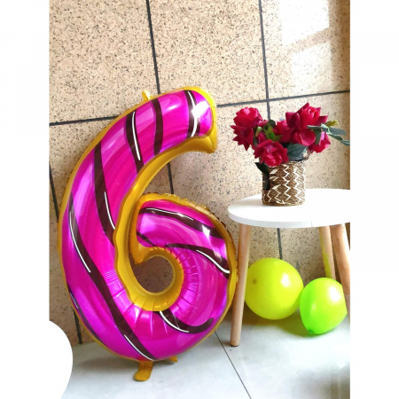 Balon din Folie Metalizata Flippy, Figurina Cifra, Imprimeu Gogosi, Tema Aniversare 100 cm, Ambalaj Individual, Pai inclus, Umflare cu Aer sau Heliu, Multicolor, Cifra 6 [6]