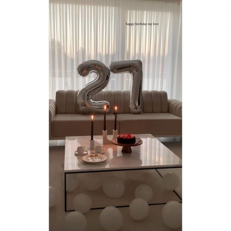 Balon din Folie Metalizata, Flippy, Figurina Cifra, Tema Aniversare 80 cm, Ambalaj Individual, Pai inclus, Umflare cu Aer sau Heliu, Argintiu, Cifra 2 [6]