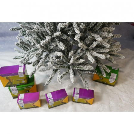 Lichidare Brad Artificial de Craciun, Flippy, 1.8 m inaltime, Verde, Pulverizat alb-tip zapada, Diametru inferior 110 cm, Interior/ Exterior [18]