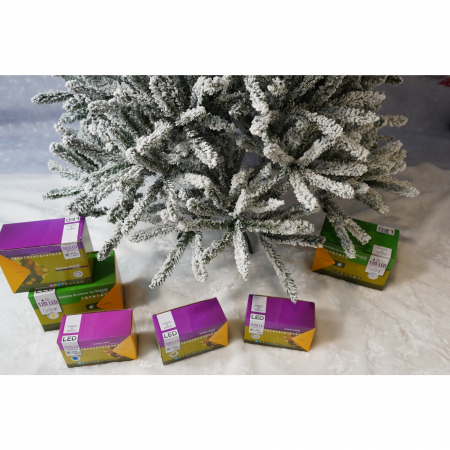 Lichidare Brad Artificial de Craciun, Flippy, 1.8 m inaltime, Verde, Pulverizat alb-tip zapada, Diametru inferior 110 cm, Interior/ Exterior [9]