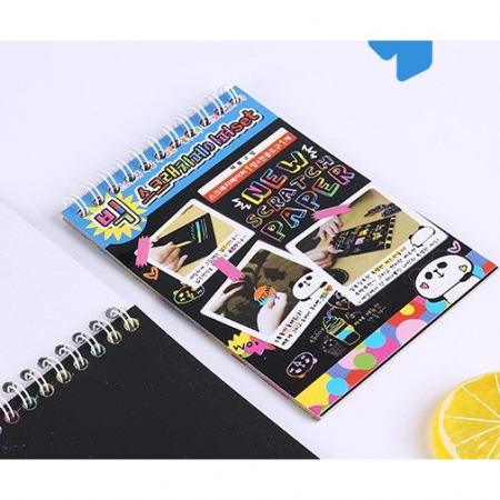 Jucarii, Copii & Bebe - Caiet cu fise razuibile Flippy, DIY Magic Scratch, 12 File, Curcubeu, Creion din Lemn, Cartonase negre, A6, Multicolor