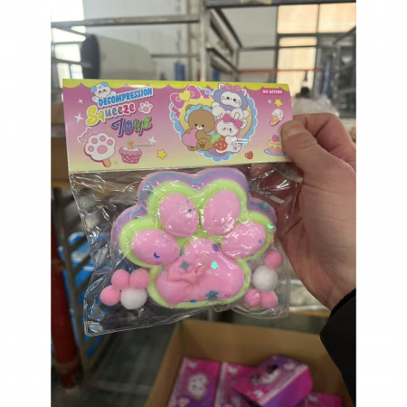 Jucarii, Copii & Bebe - Cat claw rice ball squeezing decompression toy single weight 220 grams Item number YY1005 plush