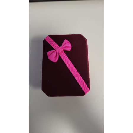 Ambalaje Martisor - Cutie Bijuterii, Catifea Grena Model cu Funda Roz, 7,5 x 10 cm