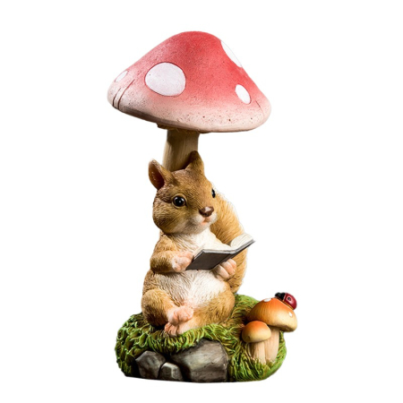 Sub 99 Lei - Decoratiune pentru Gradina, Flippy, Lumini LED cu Incarcare solara, 19.5 x 9.5 x 9.5 cm, Model Ciuperca cu Veverita care Citeste, Maro
