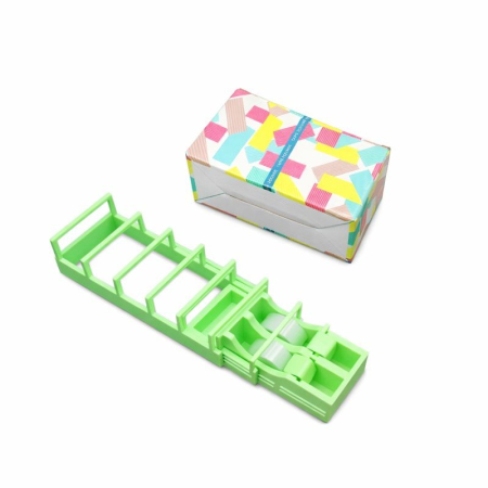 Dispenser de Banda Adeziva, Flippy, Suport pentru Banda Adeziva pentru Birou, Scoala, din Plastic, 15,5 x 7,7 x 7,4 cm, Verde [1]
