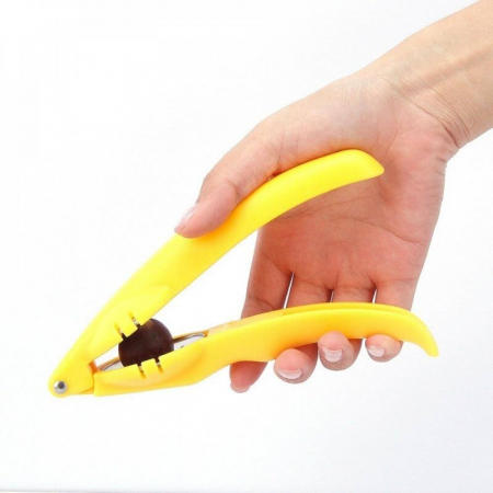 Dispozitiv de spart nuci si castane Flippy, ABS si otel, 17.5 x 5.5 x 5 cm, usor de utilizat, galben [2]