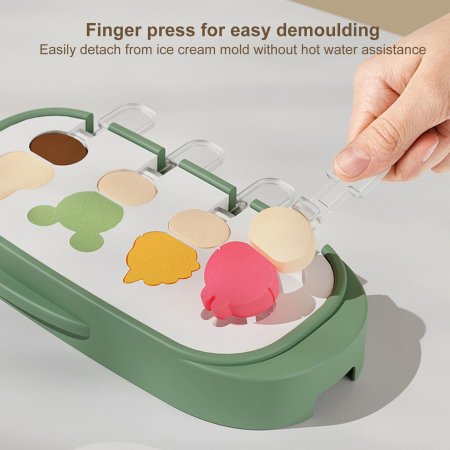 Forma pentru inghetata Flippy, 4 compartimente, forme cu animalute, materialsilicon si ABS, 21 x 12.8 x 3cm, verde [7]