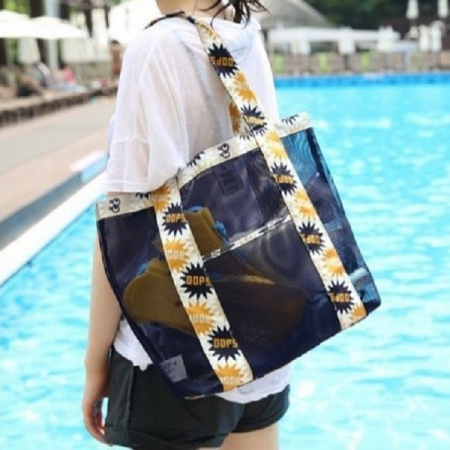 Geanta de Plaja, Flippy, din Plasa Transparenta, Imprimeu Oops, 43 x 10 x 33 cm, Model pentru Umar, Lungime Inferioara 33 cm, Negru [1]