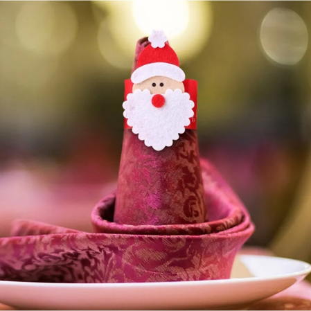 Husa deocarativa festiva pentru servetele si tacamuri, tema Mos Craciun, material textil si poliester, 5.5 x 10 cm, rosu [1]