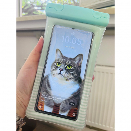 Husa subacvatica Cushion Waterproof Flippy, Snowproof, Universala, Dungata, cu Snur, pentru telefon sau documente, Verde Menta [4]