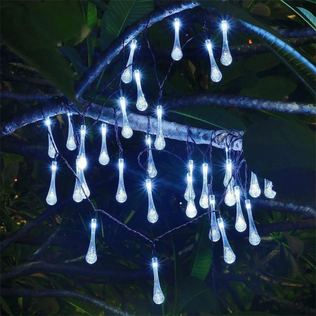 Decoratiuni, ornamente si articole Craciun - Instalatie Craciun, Solare Tip Picaturi, 50 Led-uri, 9.5 metri, Alb rece, Senzor de lumina, Flippy