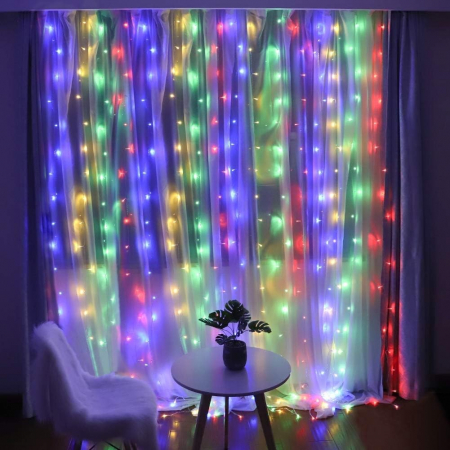 * LICHIDARE STOC * Instalatie Craciun Yoto, Tip Perdea, 3 m x 2 m, 240 LED-uri, Prelungitor 1.5 m, 8 Jocuri de Lumini, Interconectabila, Fir transparent, Interior/Exterior, Multicolor - [1]
