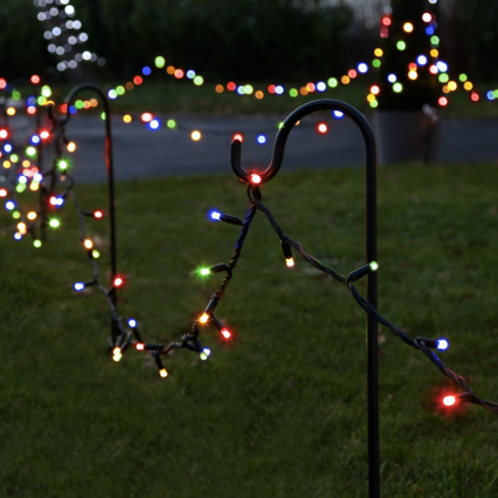 Decoratiuni, ornamente si articole Craciun - Instalatie de Craciun Liniara Yoto, 50 m, 1 m Prelungitor 220V, 498 LED, 8 Jocuri de Lumini, Controler, Fir Negru, Utilizare Interior/Exterior, Protectie anti-inghet, Fir Cupru, Multicolor