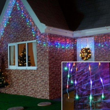 Decoratiuni, ornamente si articole Craciun - Instalatie exterioara tip franjuri V8 - multicolor, interconectabila, 120 led, 5.5 x 0.6 m, fir alb