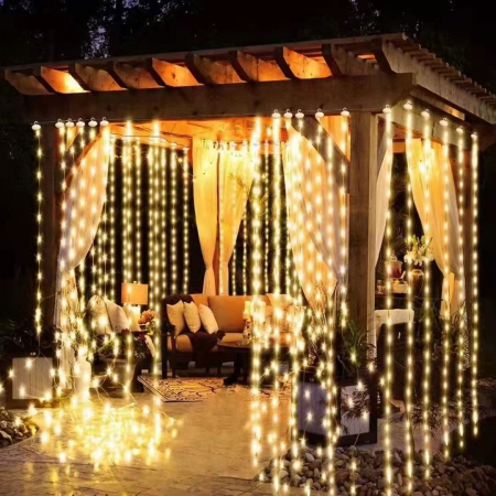 Decoratiuni, ornamente si articole Craciun - Instalatie exterioara tip perdea curgatoare V8 - alb cald, interconectabila, 240 led, 3 x 3 m, fir alb