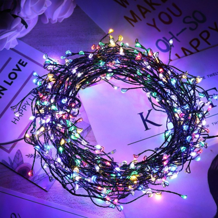 Decoratiuni, ornamente si articole Craciun - Instalatie Liniara tip Cluster USB cu Telecomanda, 8 Jocuri de Lumini, 6 M, 300 LED-uri, Multicolor