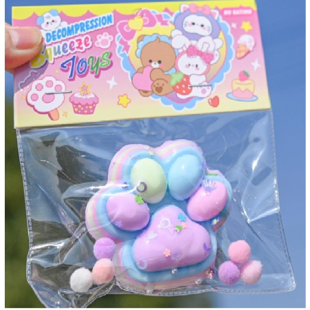 Sub 99 Lei - Jucarie Antistres Squishy, Flippy, cu Revenire Lenta, Labuta de Pisica Pufoasa, 7.5 cm, Ambalaj Transparent, Model 27053, Multicolor