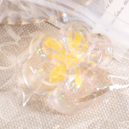 Jucarie Antistres Squishy, Flippy, cu Revenire Lenta pinch family, Model Cat Paw, 6.5 x 7 cm, din Tpr, 4-6 Ani, Model 2 Flori, Transparent [1]