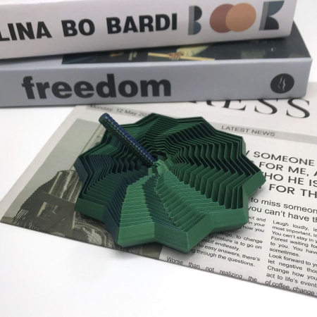 Jucarii, Copii & Bebe - Jucarie decompresie, Stea 3D octogonala, maner spirala turn magic geometric, 11 cm, Negru Verde