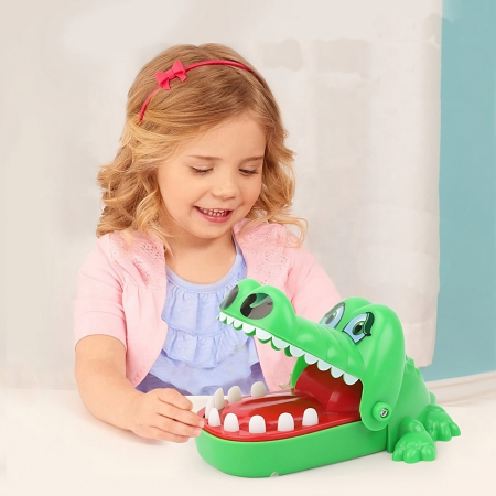 Jucarie interactiva Crocodil Dentist, Flippy, Joc de Grup/Familie, 11 Dinti, Small 15 x 10 x 7.5 cm, Verde [1]