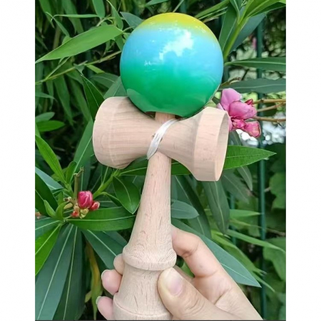 Jucarie Interactiva Kendama, Flippy, din Lemn, 18 cm, Joc de Indemanare pentru Copii si Adulti, Model Gradient 12, Galben/Albastru/Verde [1]