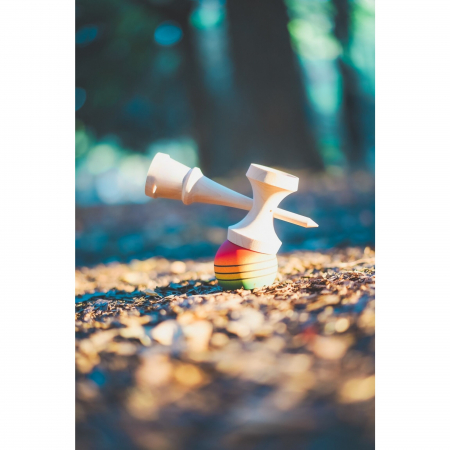 Jucarie Interactiva Kendama, Flippy, din Lemn, 18 cm, Joc de Indemanare pentru Copii si Adulti, Model Gradient 4, Rosu/Galben/Verde [2]