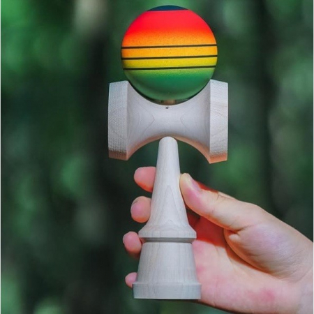 Jucarie Interactiva Kendama, Flippy, din Lemn, 18 cm, Joc de Indemanare pentru Copii si Adulti, Model Gradient 4, Rosu/Galben/Verde [4]