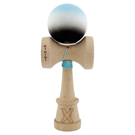 Kendama X Originala, Profesionala, Flippy, Cupe Mari KING SIZE V3, Rubber Grip, Gaura in Baza, Rulment Metalic, din lemn 18 cm, Ata 62/65 cm, Gradient Albastru deschis/Alb/Negru [1]