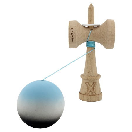 Kendama X Originala, Profesionala, Flippy, Cupe Mari KING SIZE V3, Rubber Grip, Gaura in Baza, Rulment Metalic, din lemn 18 cm, Ata 62/65 cm, Gradient Albastru deschis/Alb/Negru [3]