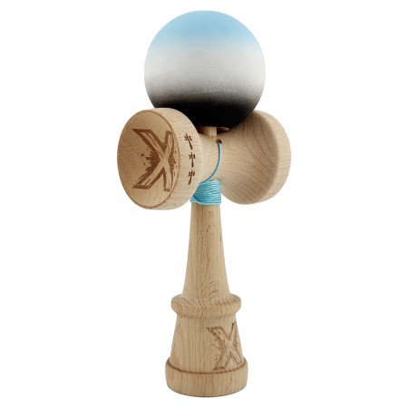 Kendama - Kendama X Originala, Profesionala, Flippy, Cupe Mari KING SIZE V3, Rubber Grip, Gaura in Baza, Rulment Metalic, din lemn 18 cm, Ata 62/65 cm, Gradient Albastru deschis/Alb/Negru