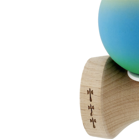 Kendama X Originala, Profesionala, Flippy, Cupe Mari KING SIZE V3, Rubber Grip, Gaura in Baza, Rulment Metalic, din lemn 18 cm, Ata 62/65 cm, Gradient Galben/Albastru/Verde [6]