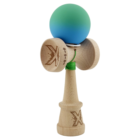 Kendama - Kendama X Originala, Profesionala, Flippy, Cupe Mari KING SIZE V3, Rubber Grip, Gaura in Baza, Rulment Metalic, din lemn 18 cm, Ata 62/65 cm, Gradient Verde/Albastru