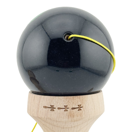 Kendama X Originala, Profesionala, Flippy, Green Monkey, Super Sticky cu Cupe Mari King Size V3, Rulment Metalic si Gaura in Baza, din Lemn 18 cm, Ata 62/65 cm, Negru [9]