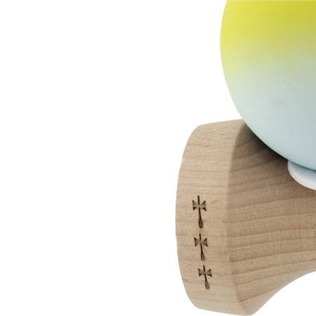 Kendama X Originala, Profesionala, Flippy, Rubber Grip, Cupe Mari KING SIZE V3, Gaura in Baza, Rulment Metalic, din lemn 18 cm, Ata 62/65 cm, Gradient Galben/Verde deschis [6]