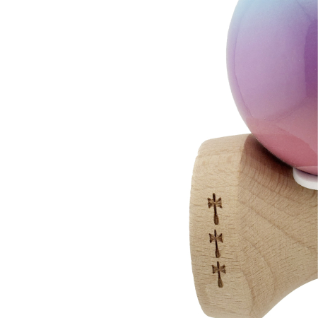Kendama X Originala, Profesionala, Flippy, Super Sticky cu Cupe Mari KING SIZE V3, Gaura in Baza, Rulment Metalic, din lemn 18 cm, Ata 62/65 cm, Gradient Albastru/Mov/Roz [7]