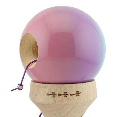 Kendama X Originala, Profesionala, Flippy, Super Sticky cu Cupe Mari KING SIZE V3, Gaura in Baza, Rulment Metalic, din lemn 18 cm, Ata 62/65 cm, Gradient Albastru/Mov/Roz [6]