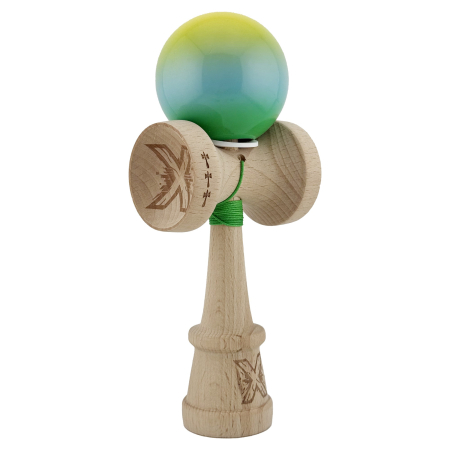 Kendama - Kendama X Originala, Profesionala, Flippy, Super Sticky cu Cupe Mari KING SIZE V3, Gaura in Baza, Rulment Metalic, din lemn 18 cm, Ata 62/65 cm, Gradient Galben/Albastru/Verde