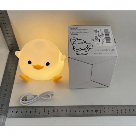 Lampa de Veghe pentru Copii, Flippy, din Silicon, Senzor Tactil, Model Ratusca, Lumina Calda, Timer Automat, Protectie pentru Ochi, Incarcare USB Putere 0.5W, Capacitate Baterie Incorporata 800mAh, 12 [1]