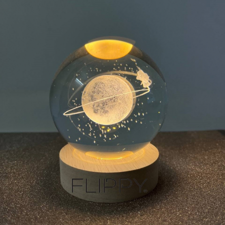 Lampa LED Decorativa, Flippy, cu Bila de Cristal cu Diametru 6cm, Model Cer Instelat 3D, Alimentare USB, Suport din Lemn, Lumina Alb Cald [2]