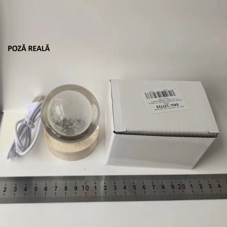 Lampa LED Decorativa, Flippy, cu Bila de Cristal cu Diametru 6cm, Model Luna 3D, Alimentare USB, Suport din Lemn, Lumina Alb Cald [7]