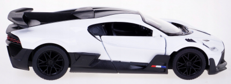 Macheta metalica Bugatti Divo 1:34 Kinsmart, Alb, 12 cm [2]